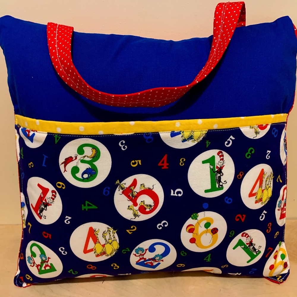Dr.Seuss Reading Story Pocket Pillow